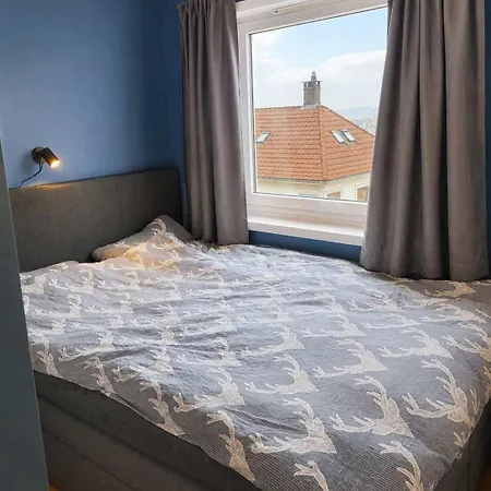 Hg48 - 2br Kronstad With Balcony Apartament